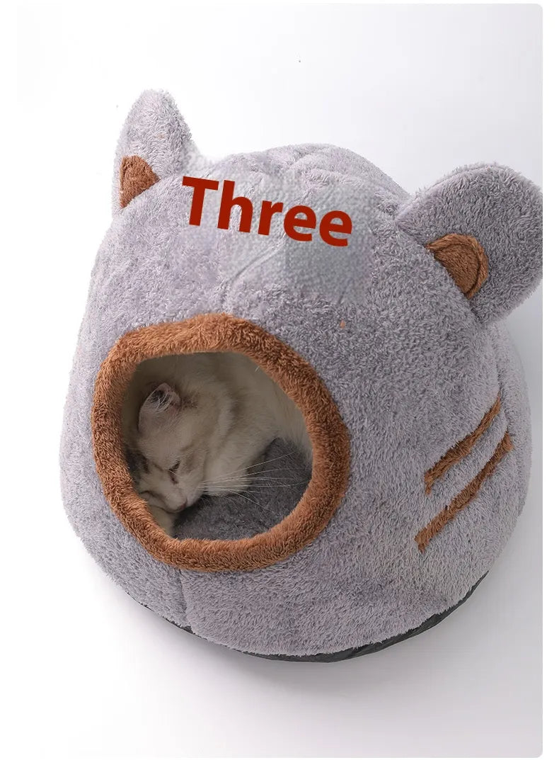 Semi-Closed Bear Head Cat Nest Bed.